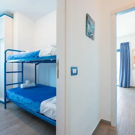 旅馆 House Abrigos