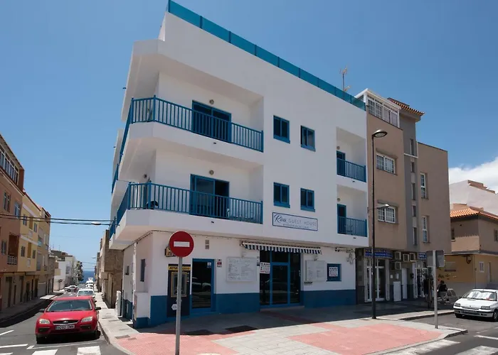 House Abrigos Ostello Los Abrigos