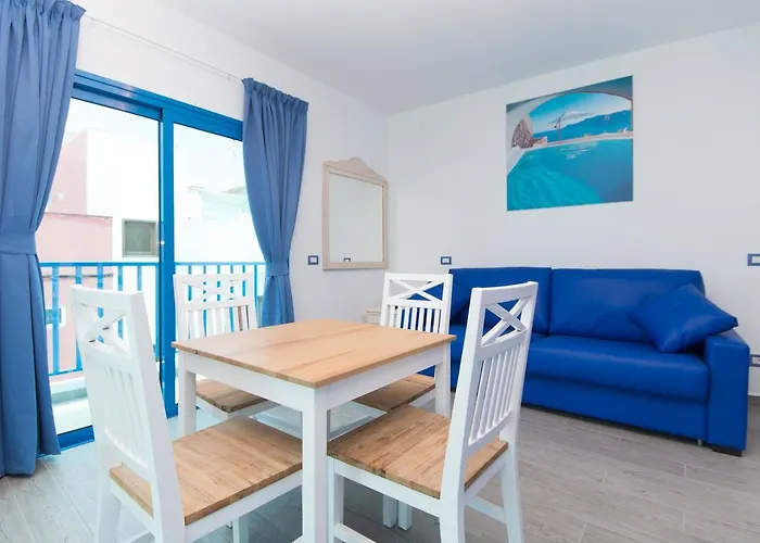 Hostal Riva Abrigos Los Abrigos